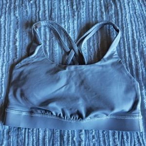 Lululemon White Cross Back Sports Bra, Size 2